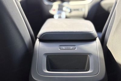 Volvo XC60 T6 Plug-In Hybrid AWD Ultra Bright