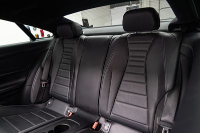 Mercedes E Klasa E 300 Coupe 2.0 9G-TRONIC