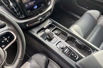 Volvo XC60 B5 B  R-Design AWD aut