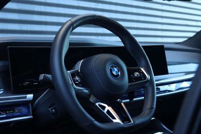 BMW Seria 7 M760e xDrive