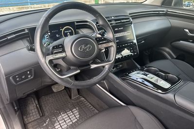 Hyundai Tucson Platinum 1.6 T-GDi HEV  4WD