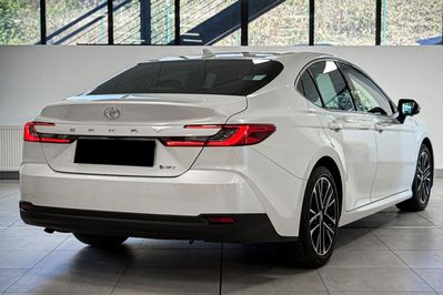 Toyota Camry Prestige 2.5 Hybrid Dynamic Force