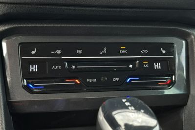 Volkswagen Tiguan 2.0 TDI  DSG