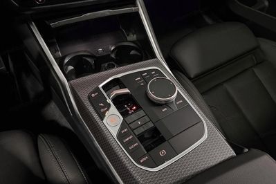 BMW Seria 3 318i M Sport