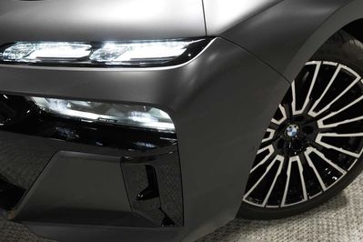 BMW Seria 7 740d xDrive M Sport
