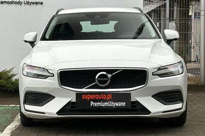 Volvo V60 B3 B Momentum Core