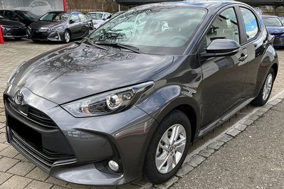Toyota Yaris Comfort 1.5 Hybrid