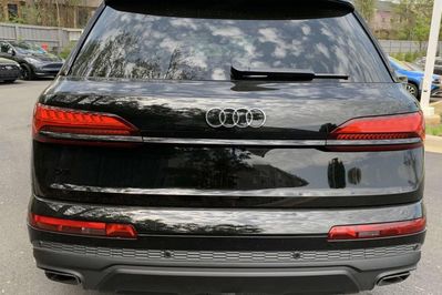 Audi Q7 55 TFSI e quattro