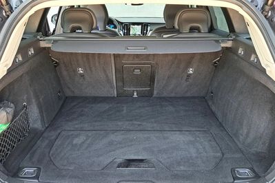 Volvo V60 B4 D Plus Dark aut