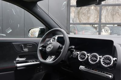 Mercedes GLA 200  AMG Line