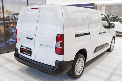 Toyota Proace City Long L2H1 Active