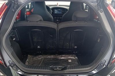 Toyota Aygo X 1.0 VVT-i Style