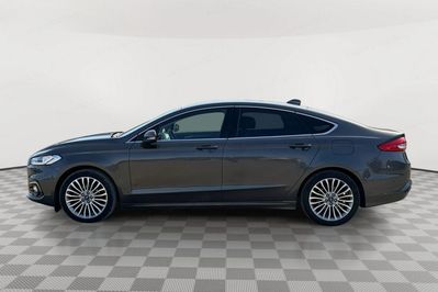 Ford Mondeo 2.0 Hybrid