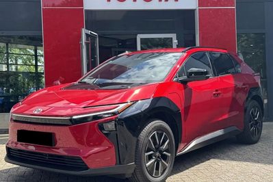Toyota bZ4X Style EV