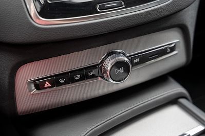 Volvo XC90 T8 AWD Plug-In Hybrid Plus Bright 7os aut