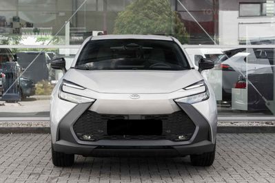 Toyota C-HR Style 2.0 Hybrid Dynamic Force Plug-in