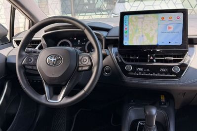 Toyota Corolla 1.8 Hybrid Style