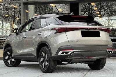 Omoda 5 1.5 T-GDI Hybrid Premium DHT