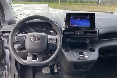 Toyota Proace City Verso Long L2H1 Family AT