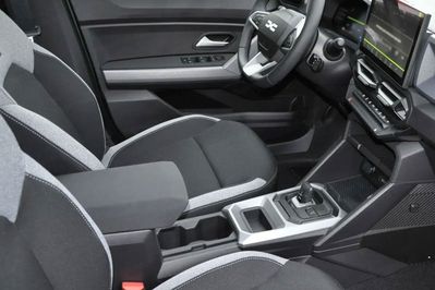 Dacia Duster Journey 1.8 Full Hybrid