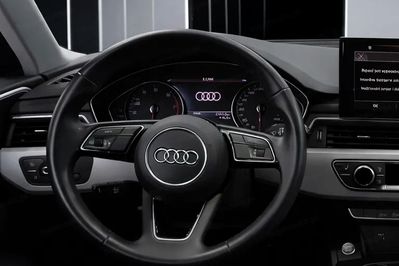 Audi A4 35 TFSI mHEV S tronic