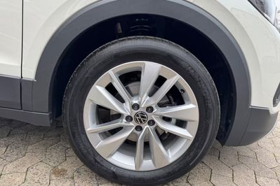 Volkswagen T-Cross Life Plus 1.0 TSI DSG