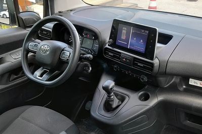 Toyota Proace City Long