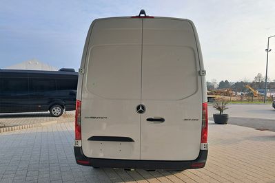 Mercedes Sprinter 317 CDI BASE Długi 9G-Tronic