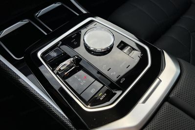 BMW Seria 7 750e xDrive M Sport