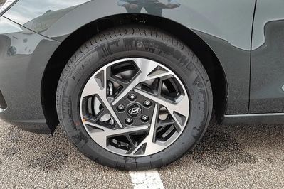 Hyundai i30 Smart 1.6 T-GDI  DCT