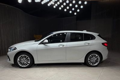 BMW Seria 1 118i Advantage aut