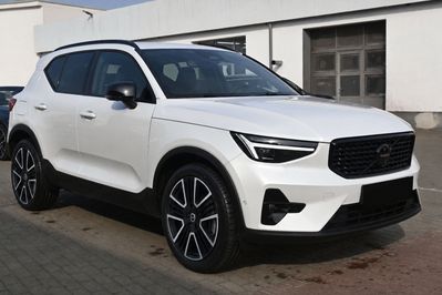 Volvo XC40 B4 Plus Black Edition