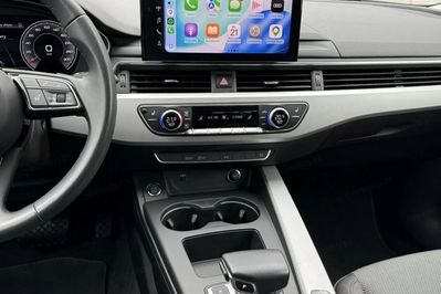Audi A4 35 TFSI mHEV S Line S tronic