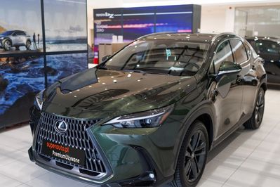 Lexus NX 450h+ Prestige AWD