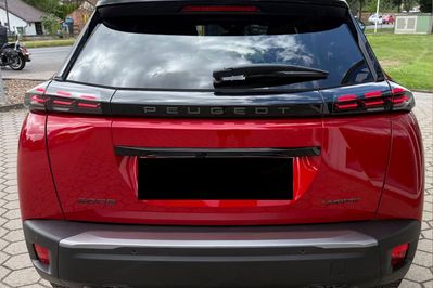 Peugeot 2008 GT e-DCS 1.2 mHEV