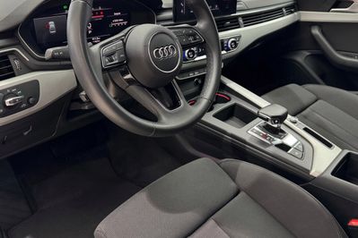 Audi A4 35 TFSI S Line