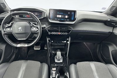 Peugeot 2008 GT 1.2 PureTech EAT8