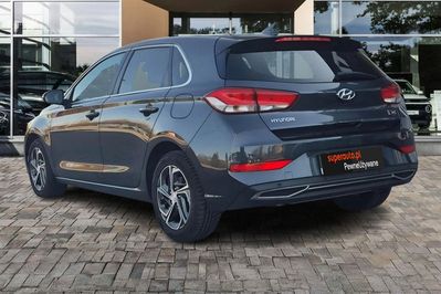 Hyundai i30 1.5 t-Gdi 48V Smart Dct
