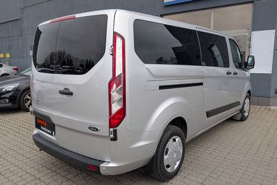Ford Transit Custom L2H1 AT