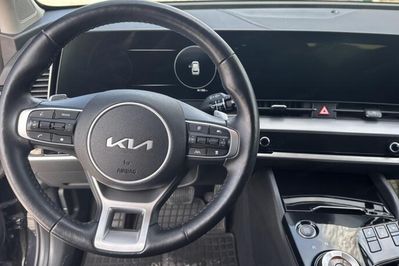 Kia Sportage Business Line 1.6 T-GDI mHEV DCT