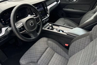 Volvo V60 Cross Country Core B4 D AWD