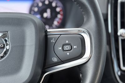 Volvo XC40 T3 Momentum Core aut