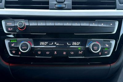 BMW Seria 3 Gran Turismo 320i Advantage