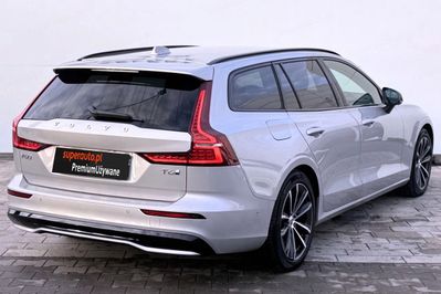 Volvo V60 T6 AWD Plug-In Hybrid Plus Dark