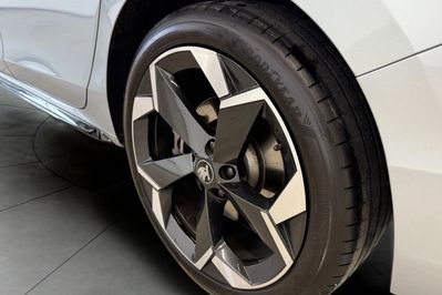 Skoda Superb 2.0 TSI 4x4 Sportline DSG