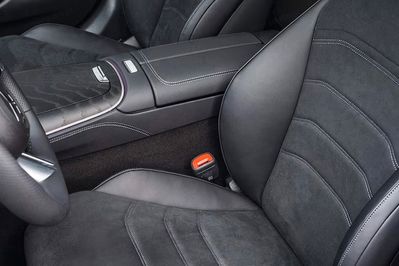 Mercedes E Klasa 220 d 4-Matic AMG