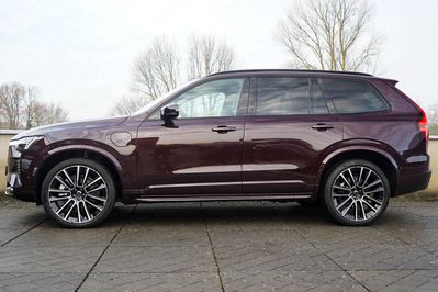 Volvo XC90 T8 AWD Plug-In Hybrid Ultra Dark 7os