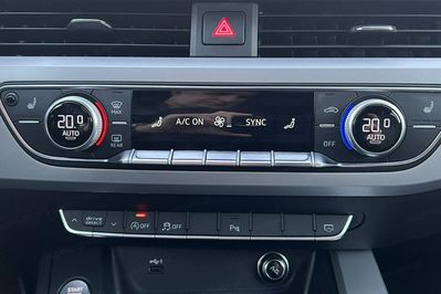 Audi A4 Avant 45 TFSI quattro S Line