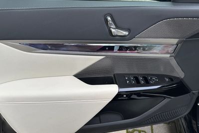 BMW Seria 7 M760e xDrive