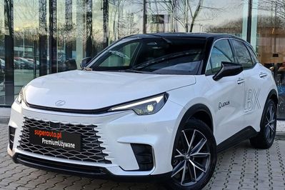 Lexus LBX Hybrid Emotion